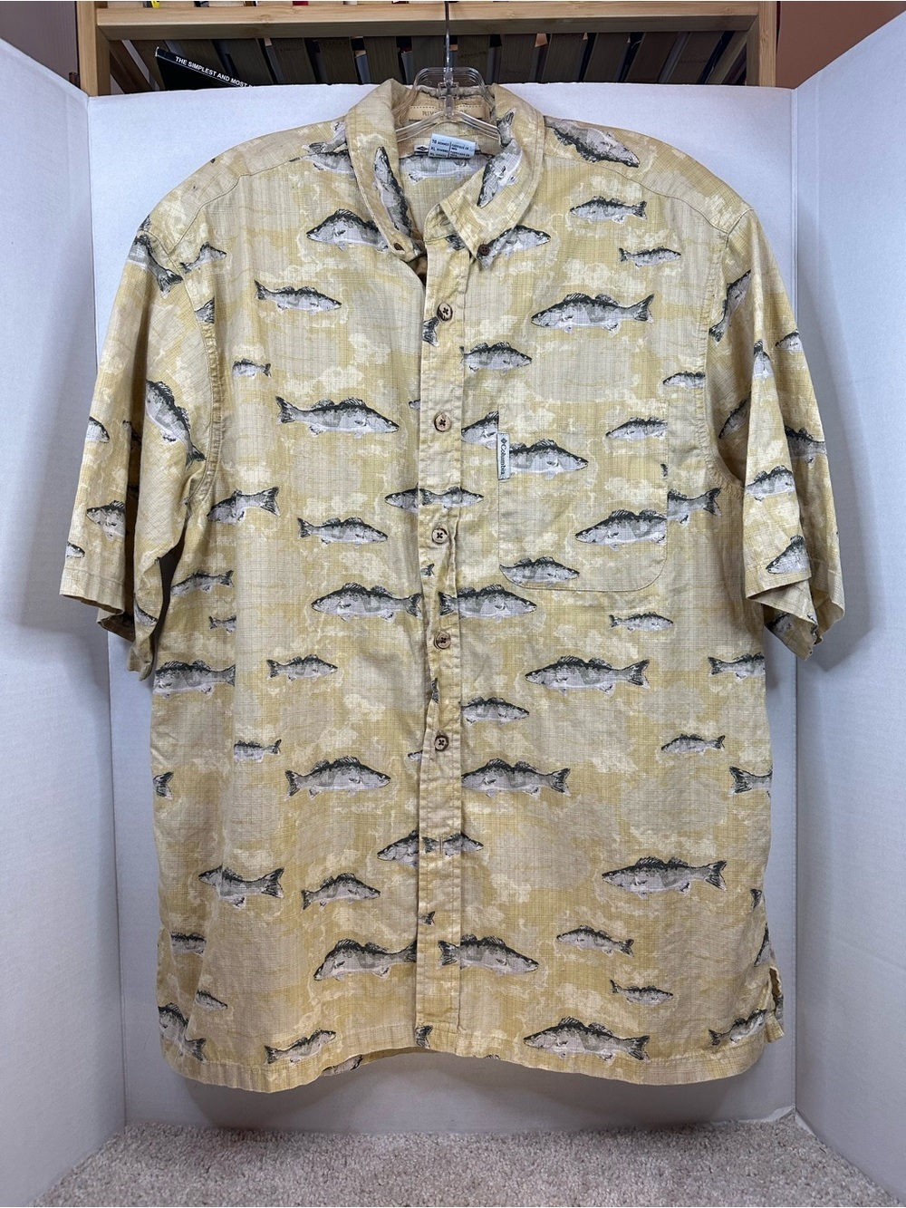 Columbia Casual Short-Sleeve Fish Print Button-Down Shirt - Yellow, Size XL
